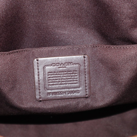 Coach Zip Tote In Signature Jacquard With Stripe - Picture 14 of 15